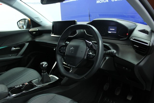 2021 PEUGEOT 2008 - Photo 6