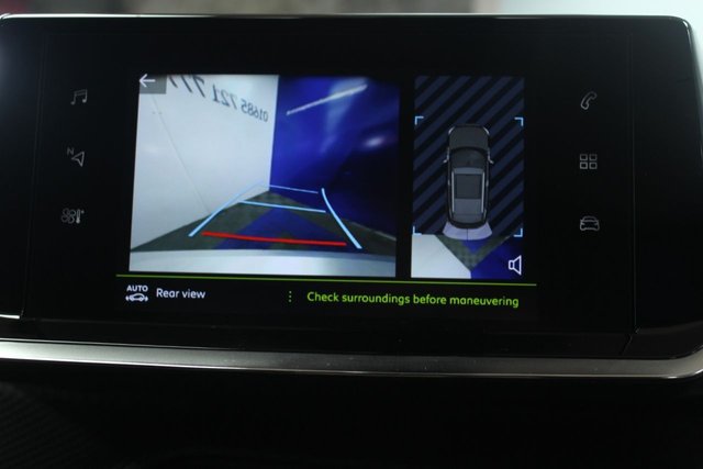 2021 PEUGEOT 2008 - Photo 7