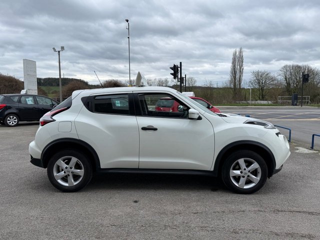 2015 NISSAN JUKE 1.6 Visia SUV 5dr Petrol Manual Euro 6 (94 ps) - Photo 6