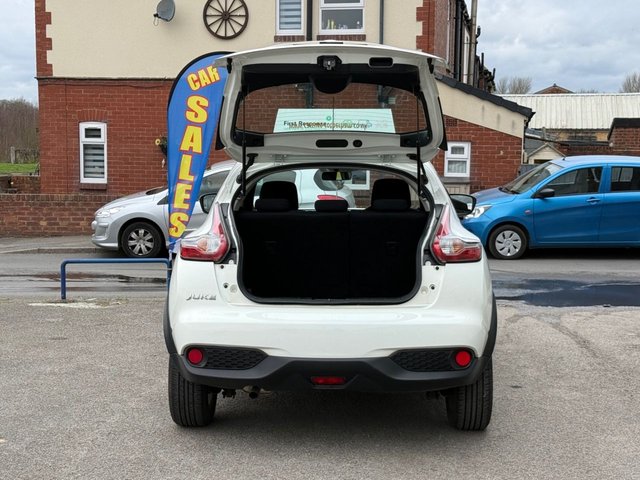 2015 NISSAN JUKE 1.6 Visia SUV 5dr Petrol Manual Euro 6 (94 ps) - Photo 11