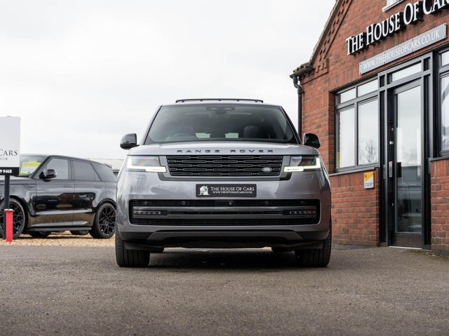 View our LAND ROVER RANGE ROVER