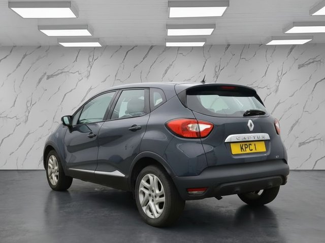 View our RENAULT CAPTUR