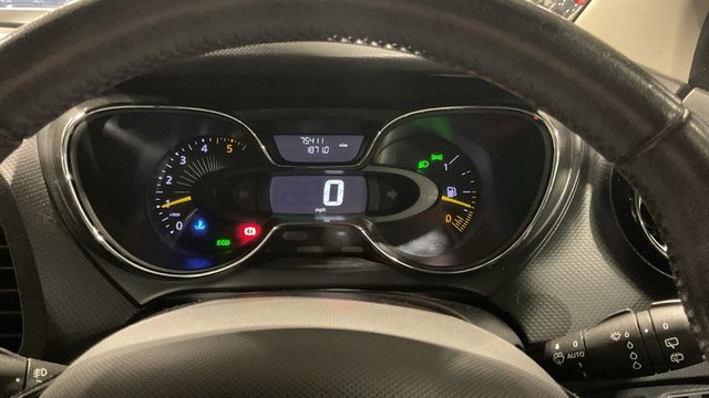 2016 RENAULT CAPTUR - Photo 8