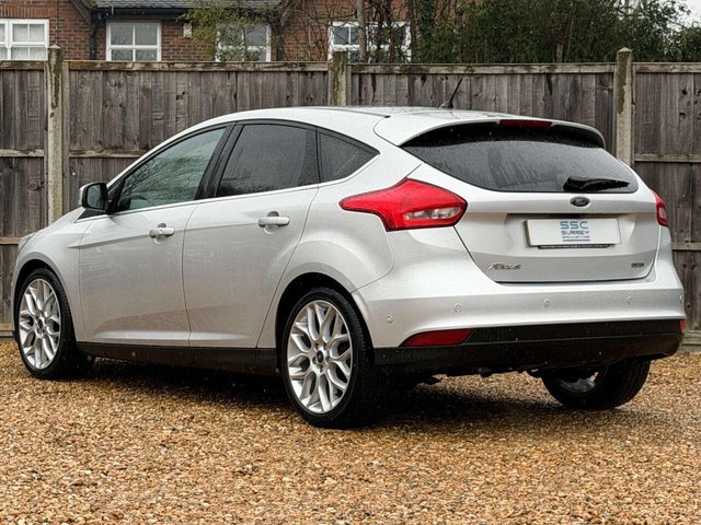 2016 Ford Focus - Photo 4