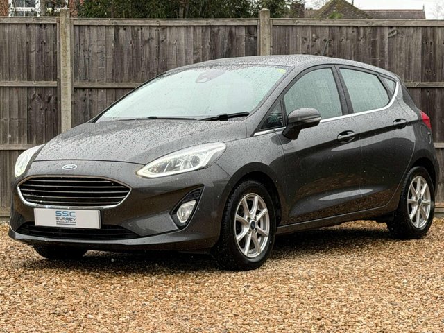 2018 Ford Fiesta - Photo 2