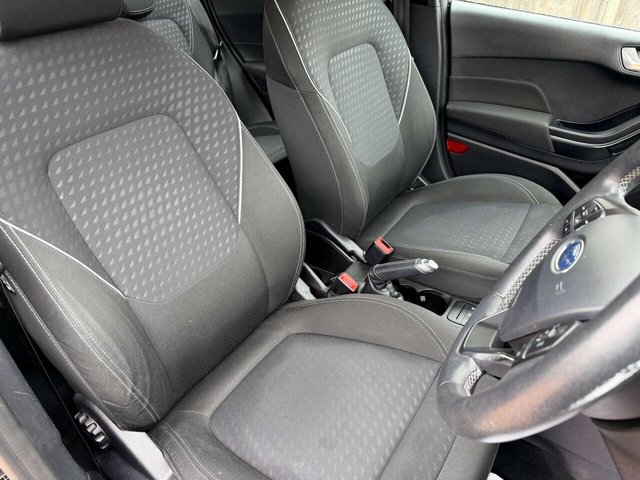 2018 Ford Fiesta - Photo 5