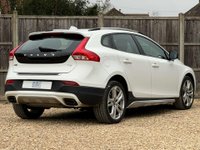 USED 2018 18 VOLVO V40 1.5 V40 Cross Country Professional T3 Auto 5dr Full Service Long MOT Sat Nav
