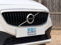 USED 2018 18 VOLVO V40 1.5 V40 Cross Country Professional T3 Auto 5dr Full Service Long MOT Sat Nav