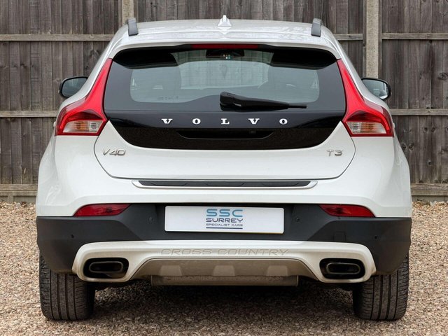 2018 Volvo V40 - Photo 12