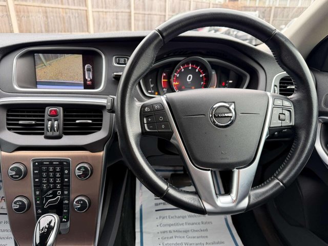 2018 Volvo V40 - Photo 7