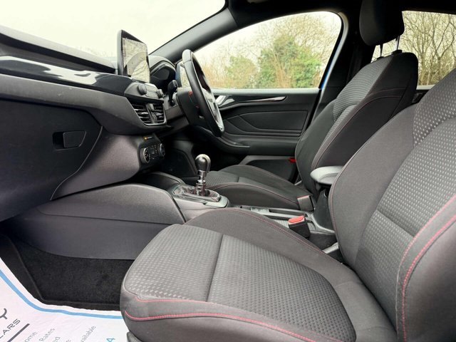 2018 Ford Focus - Photo 6