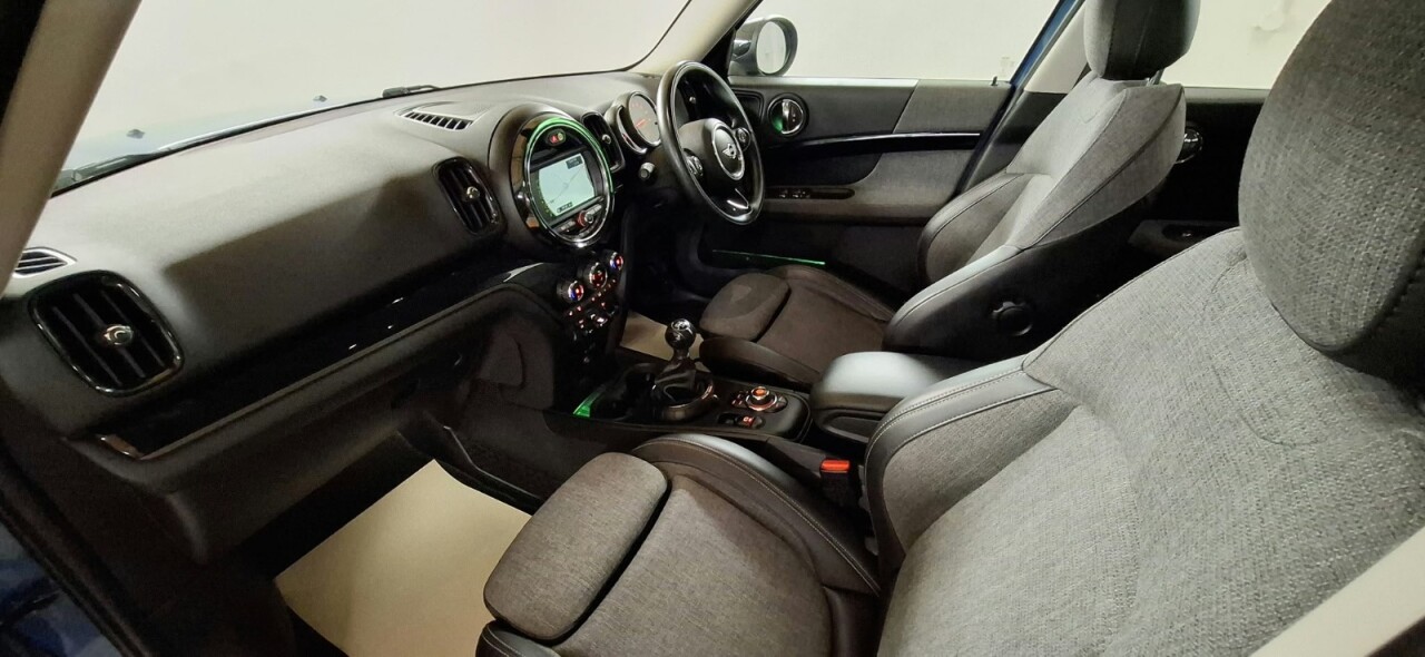 2017 MINI COUNTRYMAN 1.5 Cooper SUV 5dr Petrol Manual ALL4 Euro 6 (s/s) (136 ps) - vehicle photo 36 for sale on PureCar