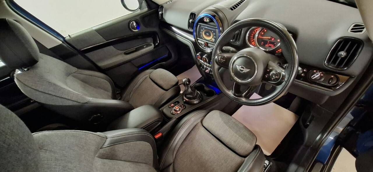 2017 MINI COUNTRYMAN 1.5 Cooper SUV 5dr Petrol Manual ALL4 Euro 6 (s/s) (136 ps) - vehicle photo 40 for sale on PureCar