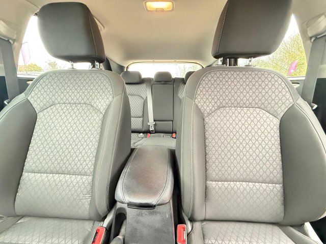 2018 KIA CEED 1.6 CRDi ECO 2 Euro 6 (s/s) 5dr - Photo 11