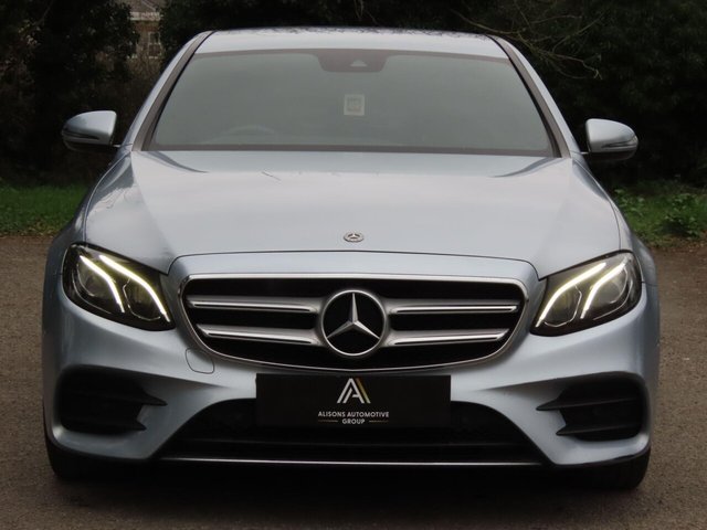 2017 Mercedes-Benz E CLASS - Photo 3