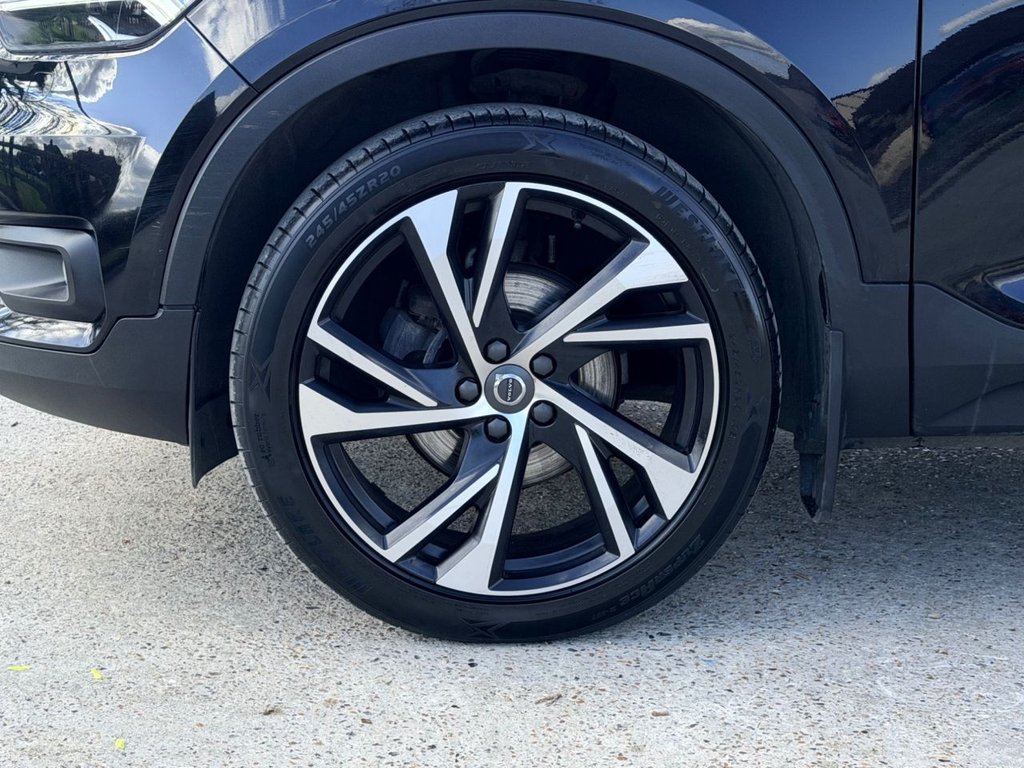 USED 2019 19 VOLVO XC40 1.5 T3 R-Design Pro SUV 5dr Petrol Manual Euro 6 (s/s) (156 ps) 5 Services|SatNav|Camera|Rear & Front Sensors|Half Leather Heated Seats|