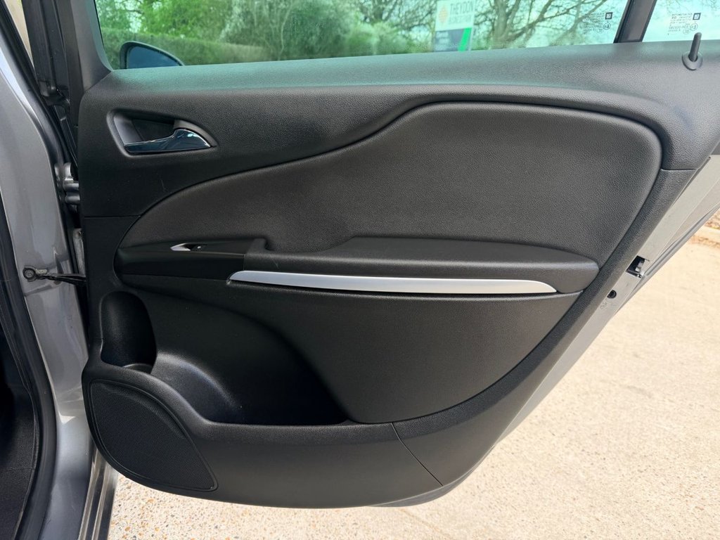 USED 2018 18 VAUXHALL ZAFIRA TOURER 1.4i Turbo SRi Nav MPV 5dr Petrol Manual Euro 6 (140 ps) 5 Services|2 Owners|R.F Sensors|Cruise control|Heated Leather Seats|Apple Car play