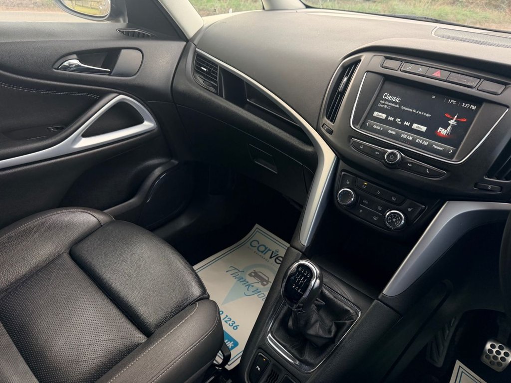 USED 2018 18 VAUXHALL ZAFIRA TOURER 1.4i Turbo SRi Nav MPV 5dr Petrol Manual Euro 6 (140 ps) 5 Services|2 Owners|R.F Sensors|Cruise control|Heated Leather Seats|Apple Car play
