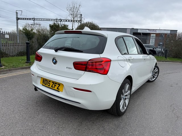 2015 BMW 1 Series 1.6L Sport 5dr - Photo 3