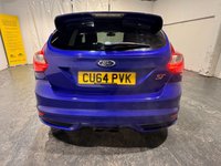 USED 2014 64 FORD FOCUS 2.0T EcoBoost ST-3 Hatchback 5dr Petrol Manual Euro 5 (s/s) (250 ps) 1 OWNER-FORD SERVICE HISTORY 1 OWNER-9 FORD SERVICES-RECARO LEATHER SEATS-SONY DAB-BLUETOOTH-AIR CON