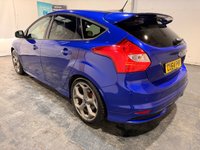 USED 2014 64 FORD FOCUS 2.0T EcoBoost ST-3 Hatchback 5dr Petrol Manual Euro 5 (s/s) (250 ps) 1 OWNER-FORD SERVICE HISTORY 1 OWNER-9 FORD SERVICES-RECARO LEATHER SEATS-SONY DAB-BLUETOOTH-AIR CON