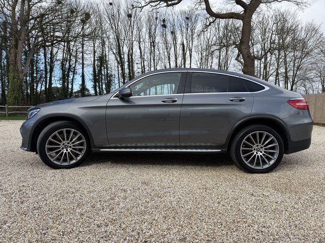 2017 Mercedes-Benz GLC - Photo 8