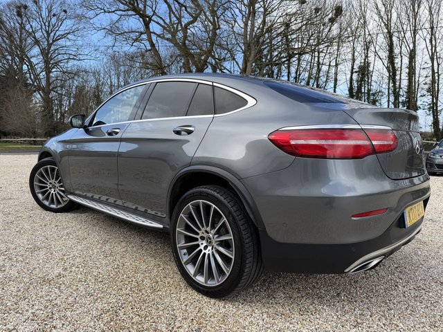 2017 Mercedes-Benz GLC - Photo 9