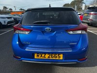 USED 2018 TOYOTA AURIS 1.8 VVT-h Design Hatchback 5dr Petrol Hybrid CVT Euro 6 (s/s) (136 ps) GOOD SERVICE HISTORY, SAT NAV, BLUETOOTH