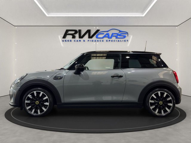 2021 MINI Electric Hatch - Photo 2