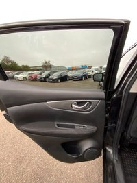 USED 2017 67 NISSAN QASHQAI 1.2 DIG-T N-Connecta SUV 5dr Petrol Manual Euro 6 (s/s) (115 ps) DRIVE SUPERB