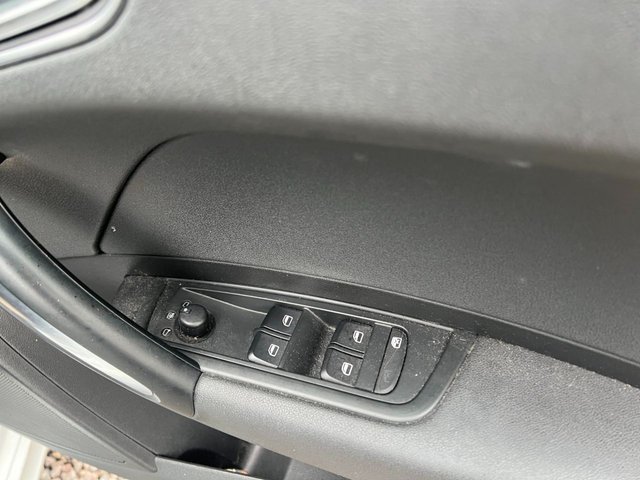 2014 AUDI A1 - Photo 10