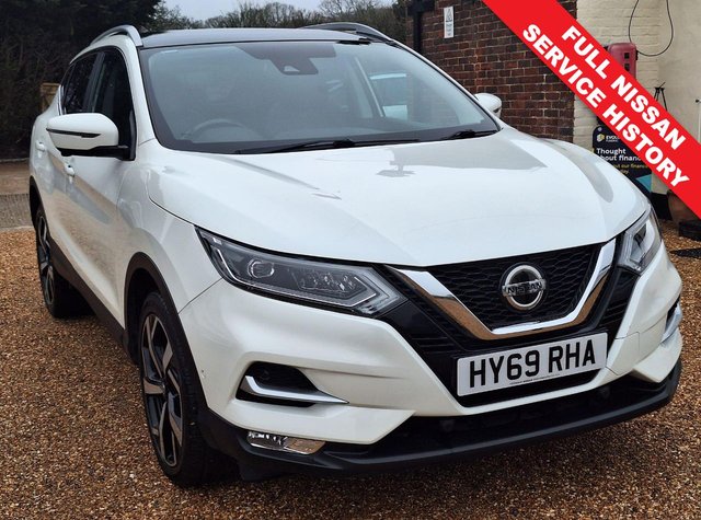 View our NISSAN QASHQAI