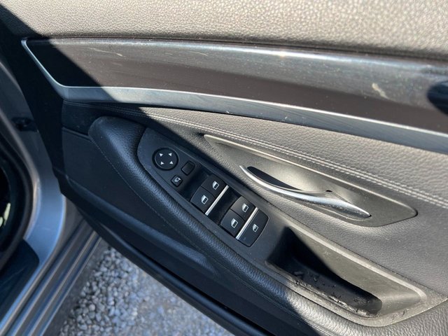 2010 BMW 5 SERIES - Photo 11