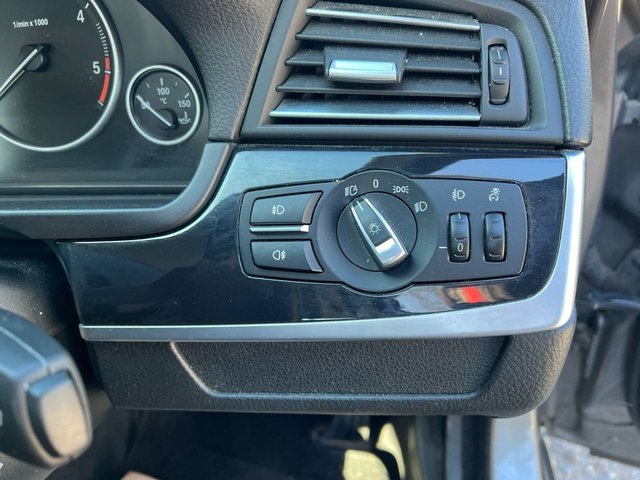 2010 BMW 5 SERIES - Photo 12