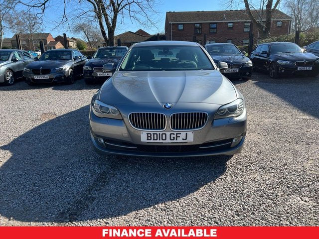 2010 BMW 5 SERIES - Photo 2