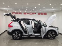 USED 2019 19 VOLVO XC40 2.0 D4 R-Design Pro SUV 5dr Diesel Auto AWD Euro 6 (s/s) (190 ps) 