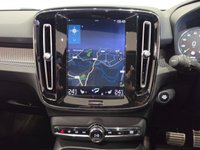 USED 2019 19 VOLVO XC40 2.0 D4 R-Design Pro SUV 5dr Diesel Auto AWD Euro 6 (s/s) (190 ps) 