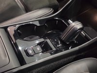 USED 2019 19 VOLVO XC40 2.0 D4 R-Design Pro SUV 5dr Diesel Auto AWD Euro 6 (s/s) (190 ps) 
