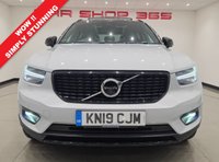 USED 2019 19 VOLVO XC40 2.0 D4 R-Design Pro SUV 5dr Diesel Auto AWD Euro 6 (s/s) (190 ps) 