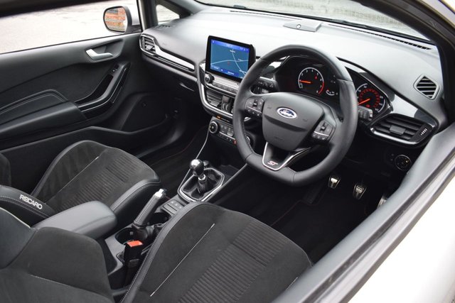 2020 Ford Fiesta 1.5L St-3 3dr - Photo 3