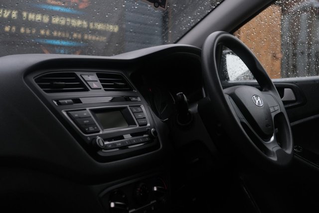 2017 HYUNDAI I20 2017 1.2 S Air Hatchback 5dr Petrol Manual Euro 6 (75 ps) - Photo 11