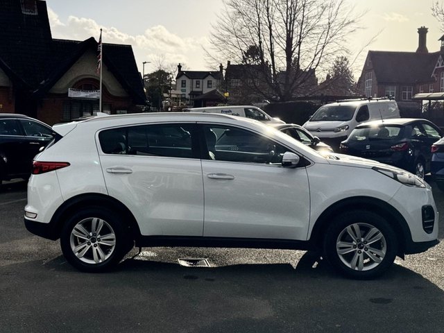 2016 KIA SPORTAGE 1.6 GDi 2 SUV 5dr Petrol Manual Euro 6 (s/s) (130 bhp) - Photo 7