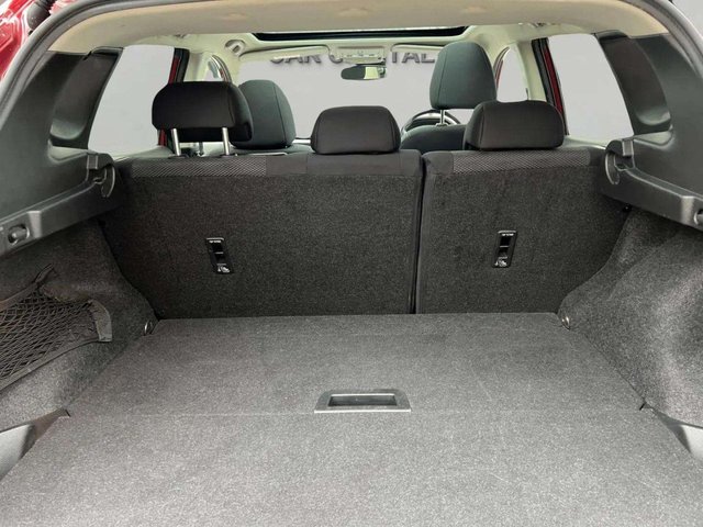 2016 Nissan Qashqai 1.6L N-Connecta 5dr - Photo 9