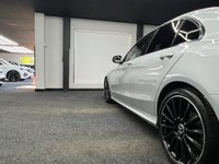 USED 2020 70 MERCEDES-BENZ C-CLASS 2.0 C220d AMG Line (Premium) Saloon 4dr Diesel G-Tronic+ Euro 6 (s/s) (194 ps) AMBIAINT LIGHTING + CARPLAY