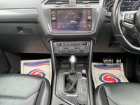 USED 2018 18 VOLKSWAGEN TIGUAN 2.0 TDI R-Line SUV 5dr Diesel DSG 4Motion Euro 6 (s/s) (150 ps) 2 KEYS + MASSIVE SPEC + PANROOF