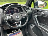 USED 2018 18 VOLKSWAGEN TIGUAN 2.0 TDI R-Line SUV 5dr Diesel DSG 4Motion Euro 6 (s/s) (150 ps) 2 KEYS + MASSIVE SPEC + PANROOF