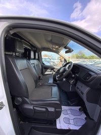 USED 2020 70 VAUXHALL VIVARO 1.5 Turbo D 2900 Sportive Panel Van 5dr Diesel Manual L2 H1 Euro 6 (s/s) (100 ps) drives really well