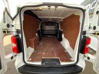 USED 2020 70 VAUXHALL VIVARO 1.5 Turbo D 2900 Sportive Panel Van 5dr Diesel Manual L2 H1 Euro 6 (s/s) (100 ps) drives really well