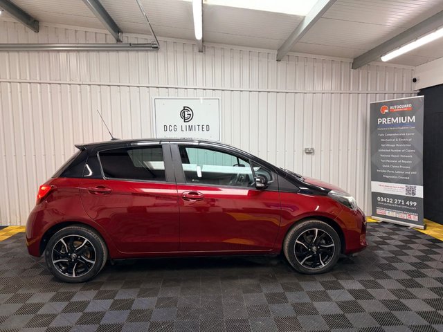 2017 TOYOTA YARIS (2017) - Photo 7