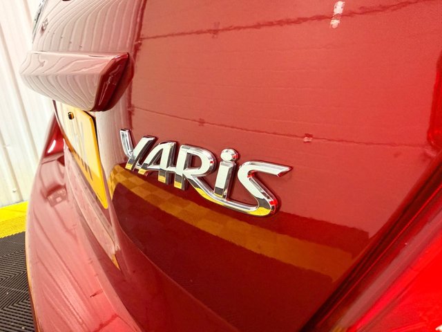 2017 TOYOTA YARIS (2017) - Photo 11